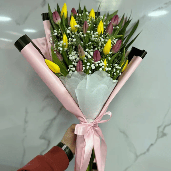 20 tulipanes en ramo amrillo/fucsia
