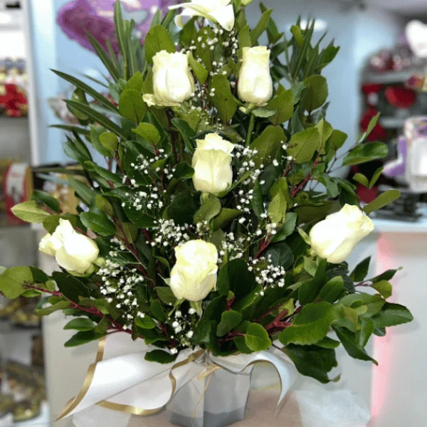 Arreglo floral de condolencias blanco
