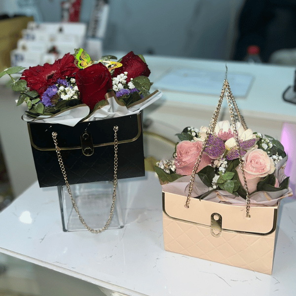 Cartera floral pequeña