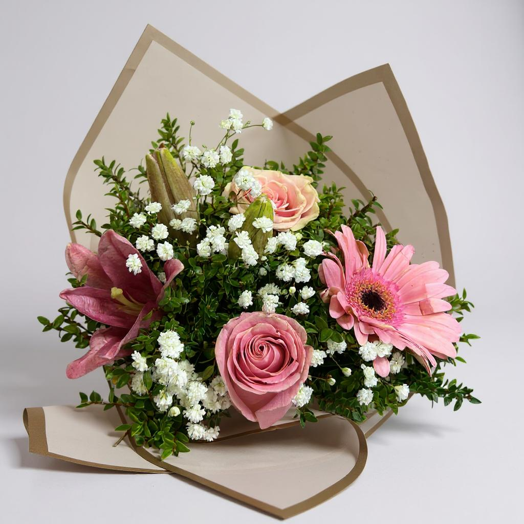 Ramo de 4 flores mix rosadas