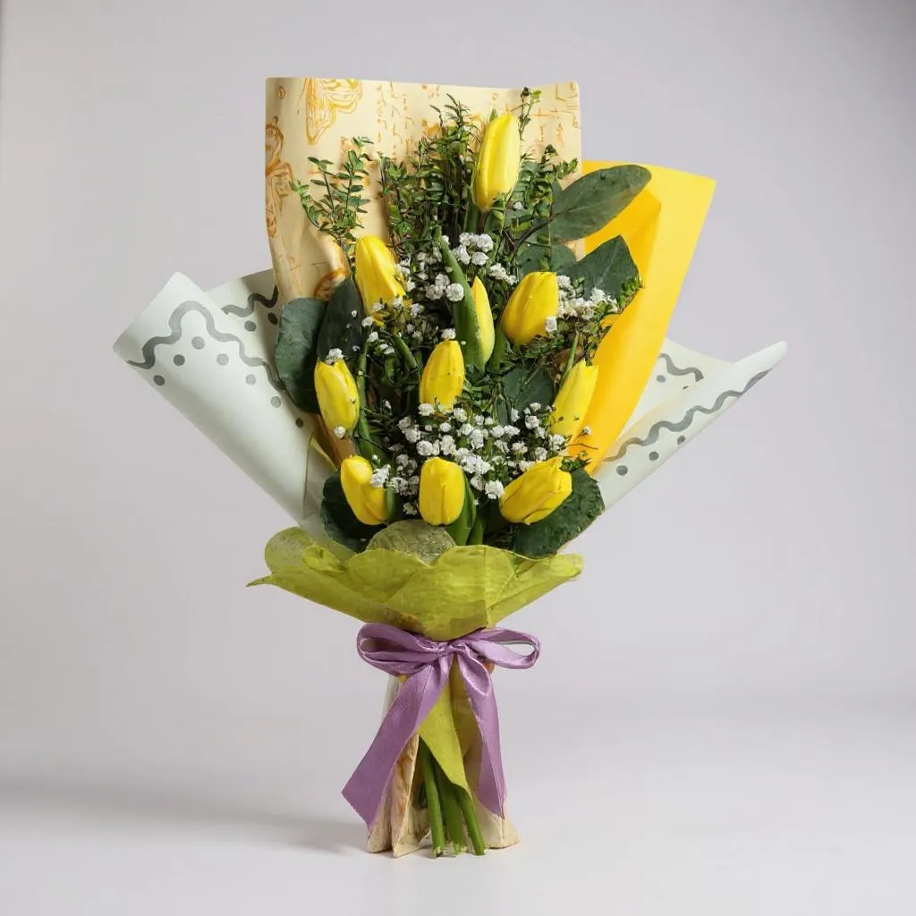 Ramo de 10 tulipanes amarillo escalonado