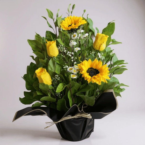 Arreglo floral pequeño amarillo