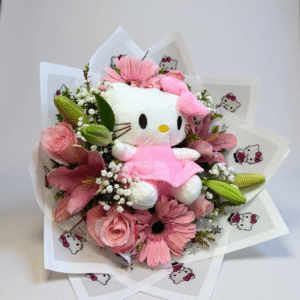 Ramo mix de flores rosadas con Hello Kitty