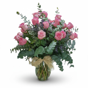 Florero de 18 rosas rosadas con eucaliptos